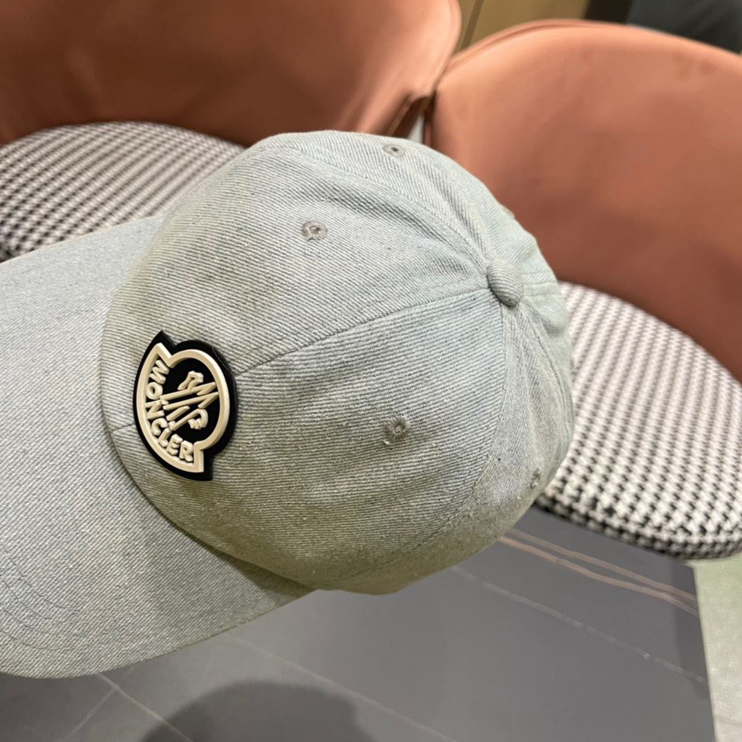 Moncler Caps